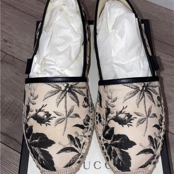 GUCCI Canvas Espadrilles - Picture 1 of 12